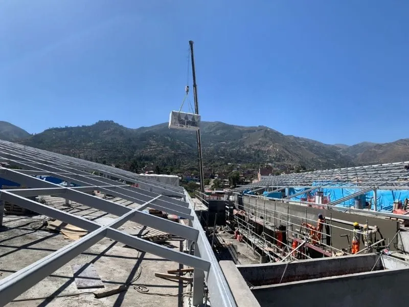 Hospital Daniel Alcides Carrión · Colocación de techo